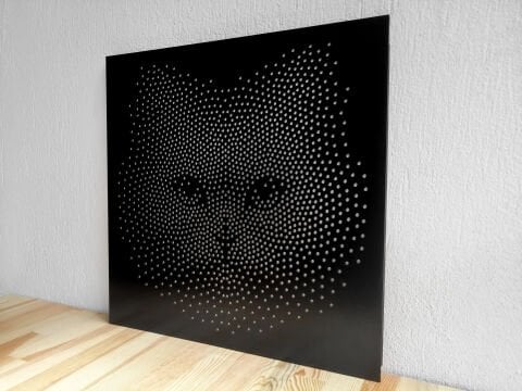 Nox – Noktalı Kedi Figürlü Siyah Beyaz MDF Ahşap Katmanlı Duvar Tablosu | Lazer Kesim