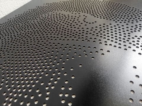 Zenith – Noktalı Kartal Figürlü Siyah Beyaz MDF Ahşap Katmanlı Duvar Tablosu | Lazer Kesim