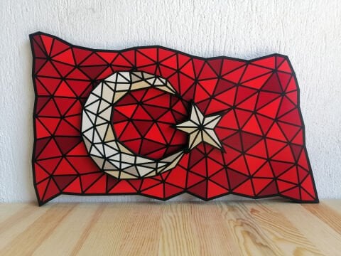 Türk Bayrağı - Mozaik Desenli MDF Ahşap Katmanlı Duvar Dekoru | El Boyama & Lazer Kesim