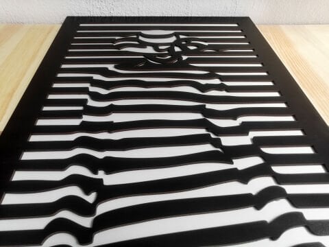 Lina – Çizgisel Kadın Figürlü Siyah Beyaz MDF Ahşap Katmanlı Duvar Tablosu | Lazer Kesim