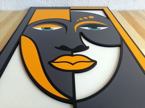 Valoris – Soyut Yüz Temalı MDF Ahşap Katmanlı Duvar Tablosu | El Boyama & Lazer Kesim