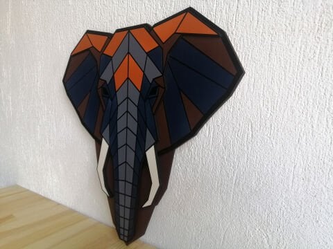 Echo – Geometrik Fil Başlı MDF Ahşap Katmanlı Duvar Dekoru | El Boyama & Lazer Kesim