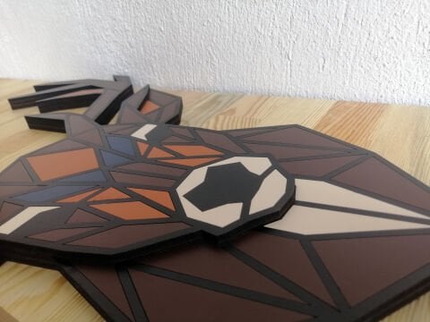 Moose – Geometrik Geyik Figürlü MDF Ahşap Katmanlı Duvar Dekoru | El Boyama & Lazer Kesim