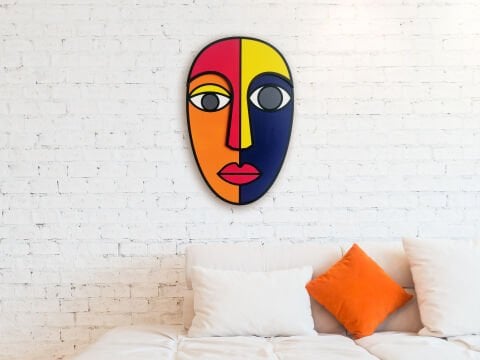 Lena –  Renkli Maske - MDF Ahşap Katmanlı Duvar Tablosu | El Boyama & Lazer Kesim